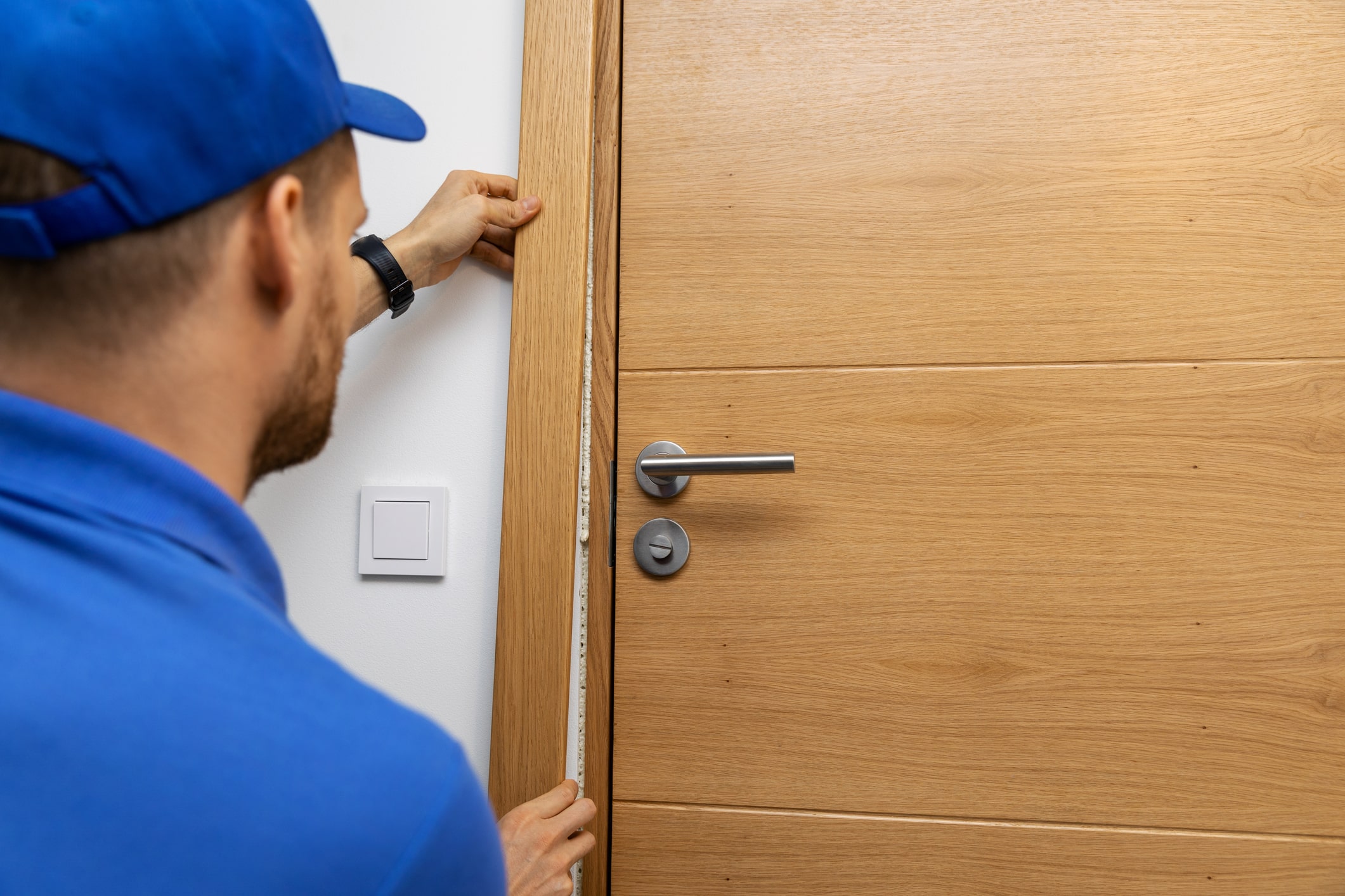 diy-vs-professional-entry-door-installation-the-pros-and-cons